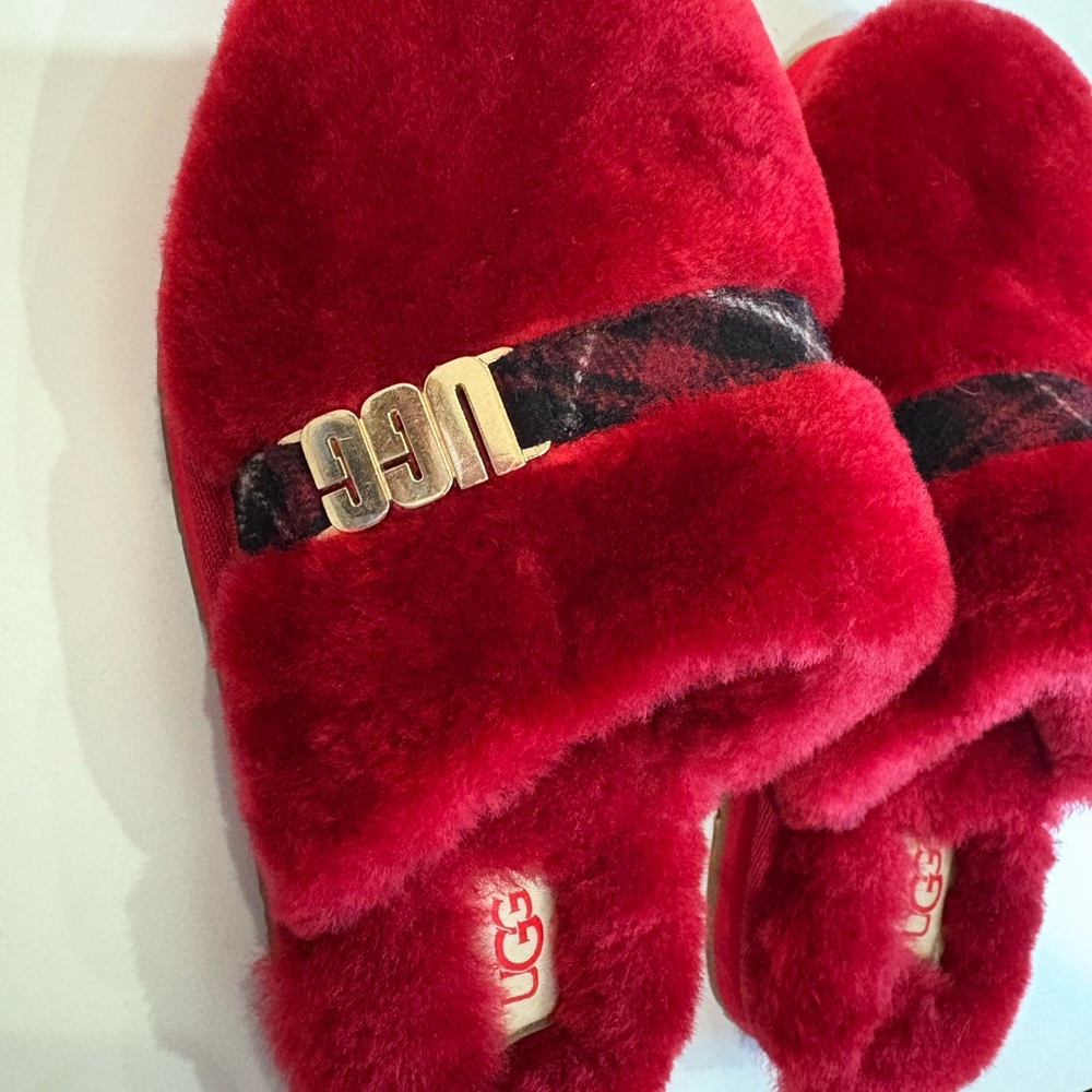 UGG Red Fluffy Slippers with Logo